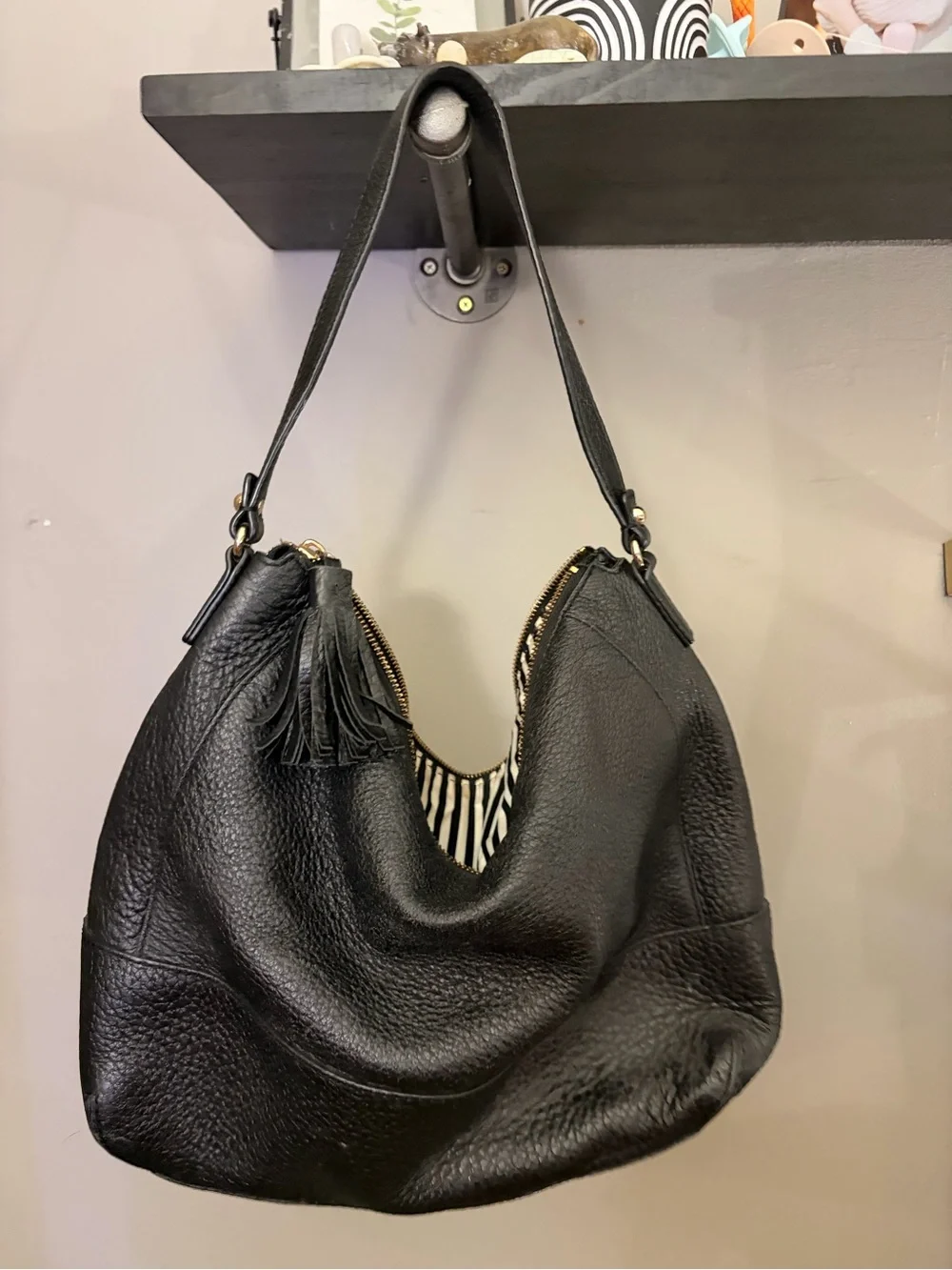 ♠️kate spade Black Pebbled Leather Shoulder Hobo